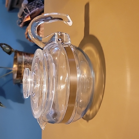 Vintage Pyrex Flameware Kettle - Picture 2 of 4